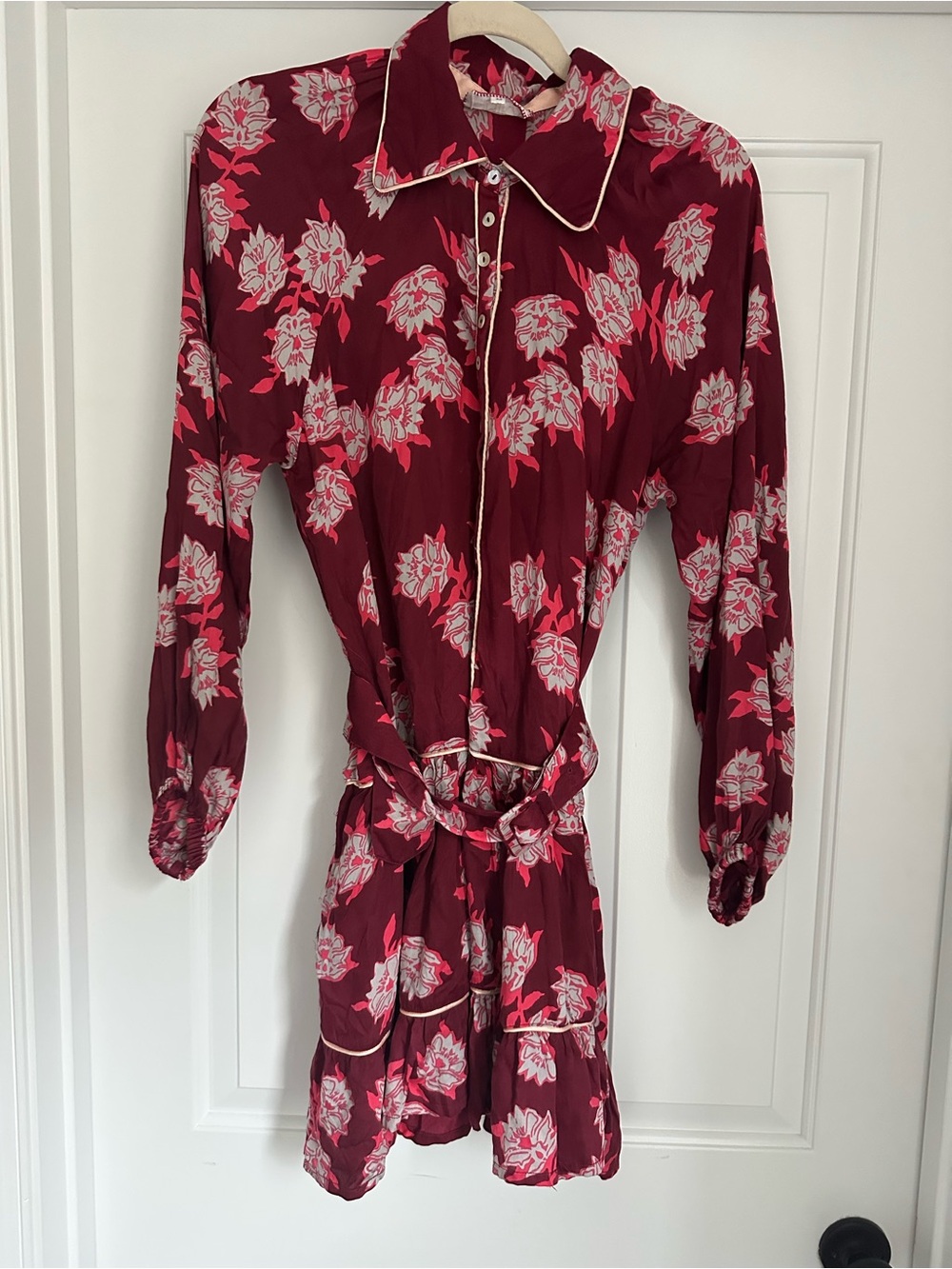 Omika Mini Long Sleeve Floral Dress Medium like new